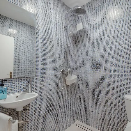 Feira - Hello Санта-Мария-да Фейра