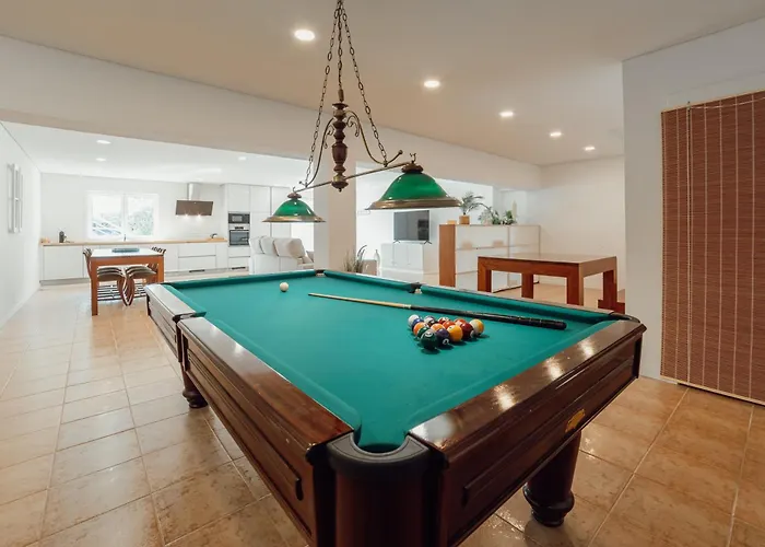 Feira - Hello Вилла Санта-Мария-да Фейра